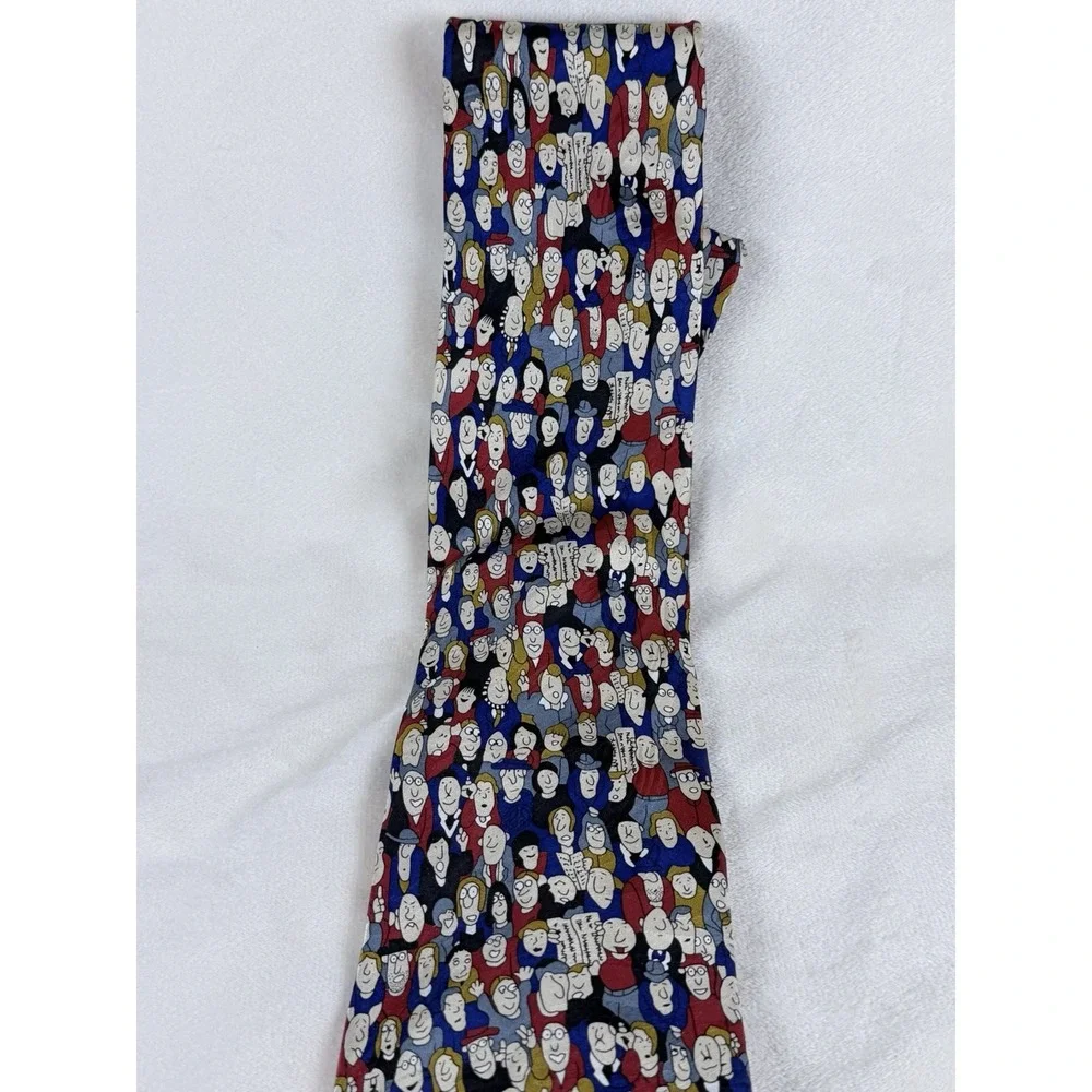 Museum Artifacts Silk Novelty Tie Historical Figures Cartoon Crowd Faces Necktie